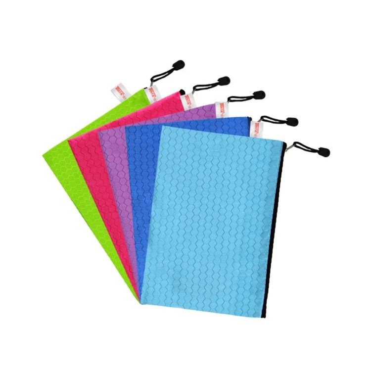 信发TN-2001 A4(五色）足球纹文件袋 5个装